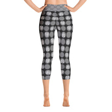 Load image into Gallery viewer, Yoga Capri Leggings