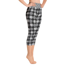 Load image into Gallery viewer, Yoga Capri Leggings
